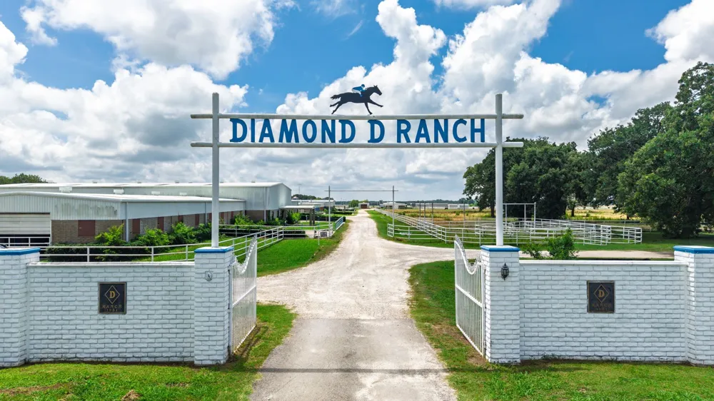 4509 Diamond D Road Lone Oak, TX 75453
