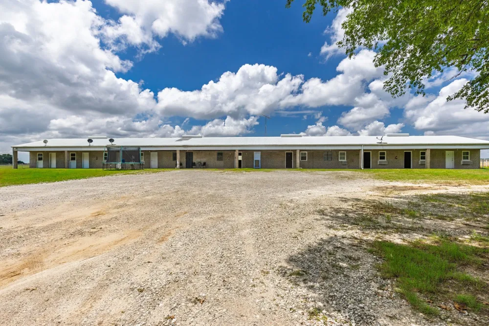 4509 Diamond D Road Lone Oak, TX 75453