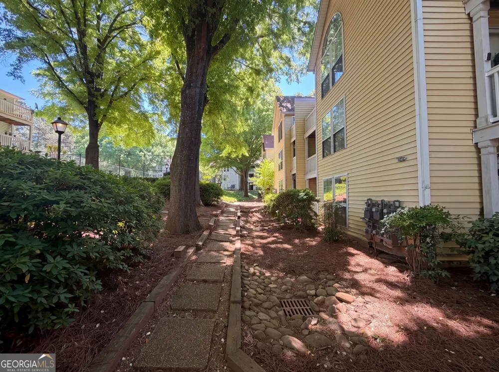 573 Cobblestone TRL Avondale Estates, GA 30002