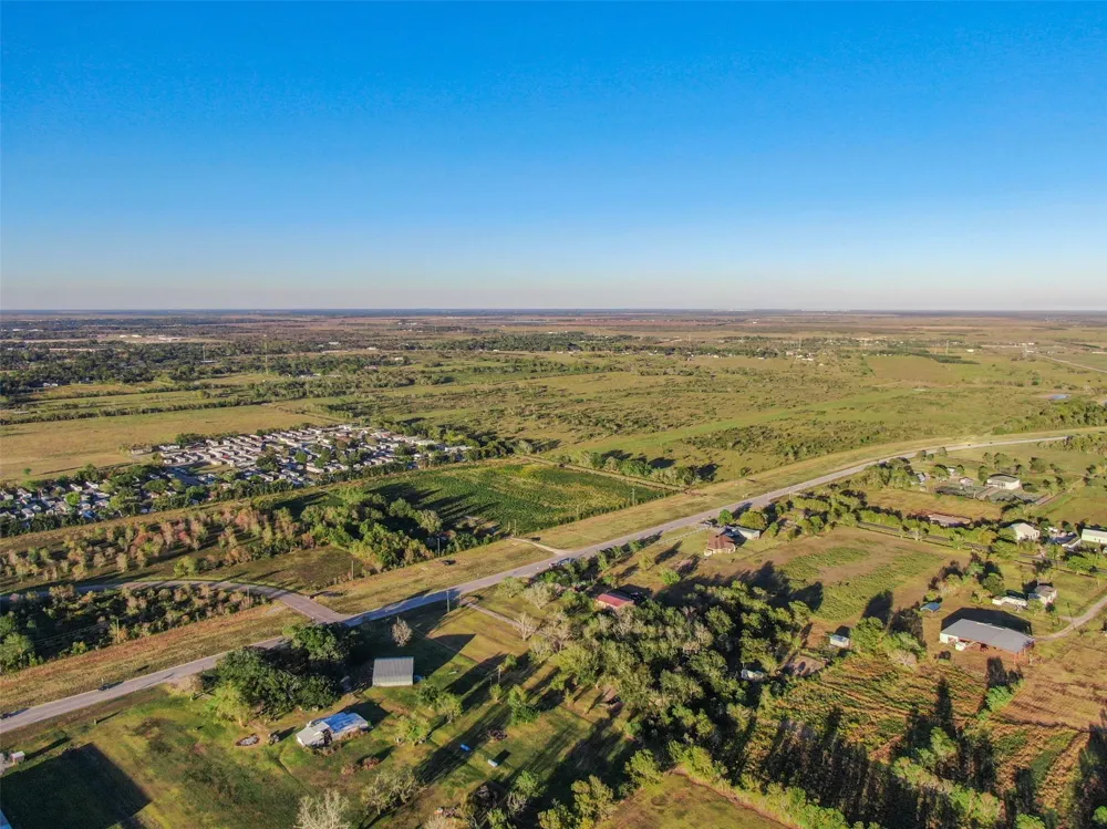 County Road 220 Angleton, TX 77515