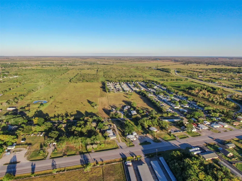 County Road 220 Angleton, TX 77515