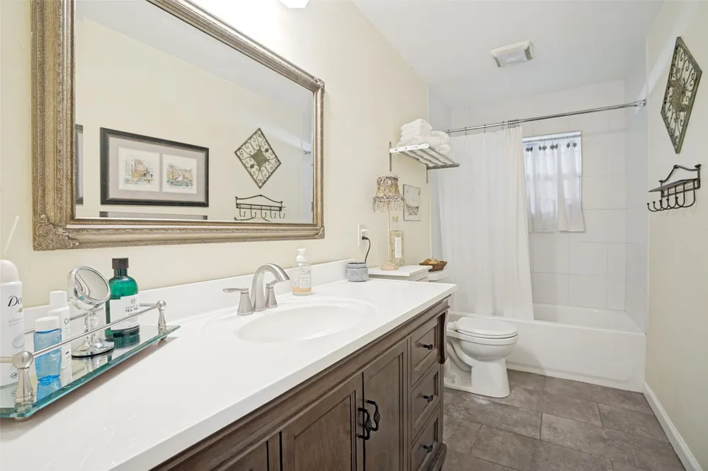 510 Northside Avenue Lewisville, TX 75057
