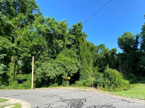 148 Paddington Drive SW