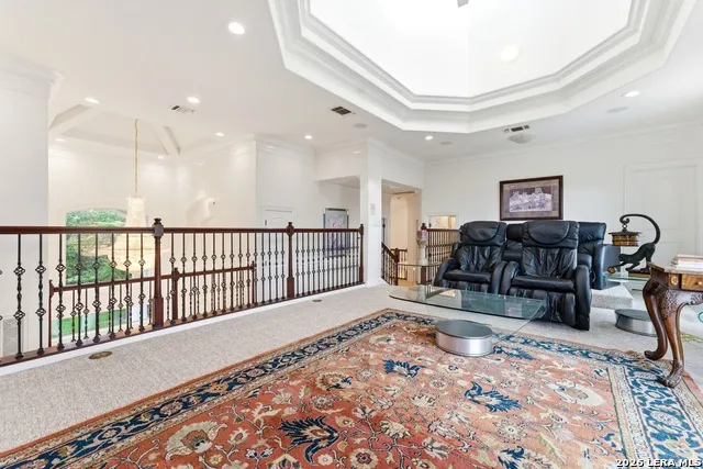 211 Geddington Shavano Park, TX 78249