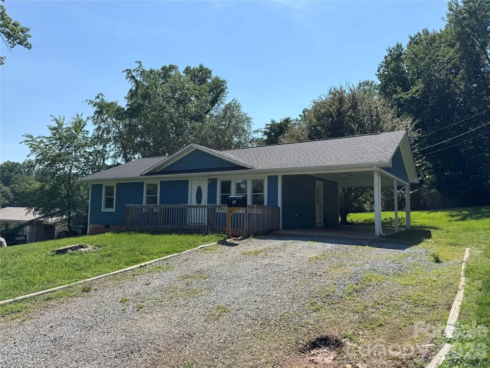 84 E Hunt Drive Nebo, NC 28761