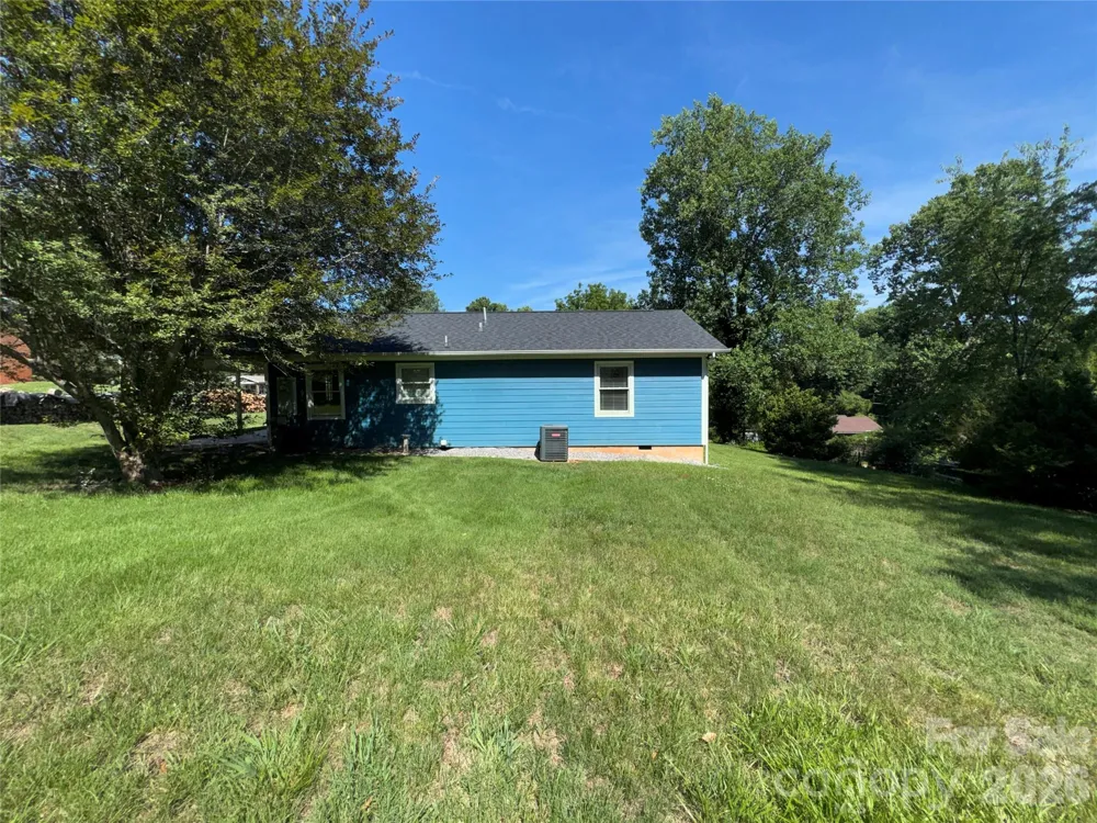 84 E Hunt Drive Nebo, NC 28761