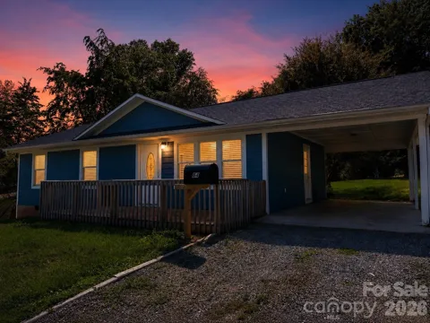 84 E Hunt Drive