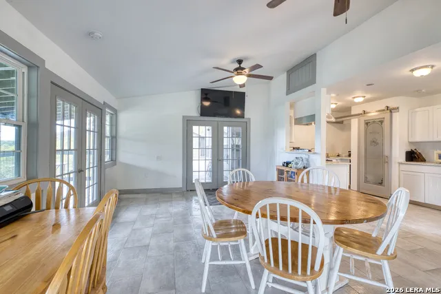 574 Saddle Mountain Rd. Leakey, TX 78873