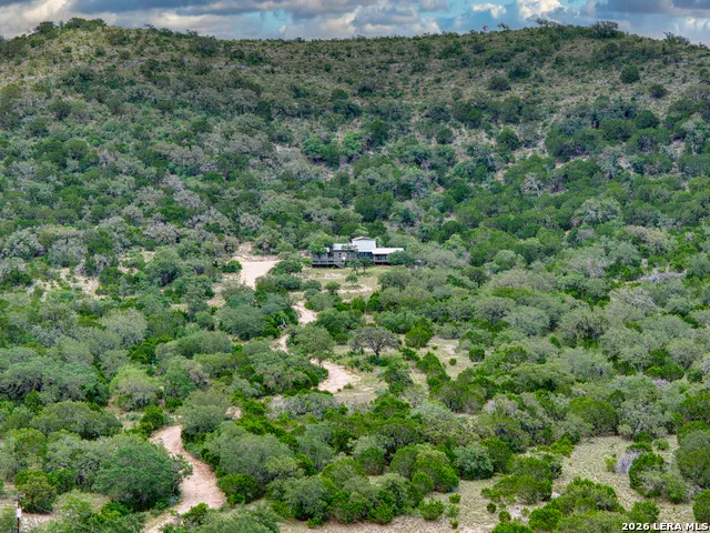 574 Saddle Mountain Rd. Leakey, TX 78873