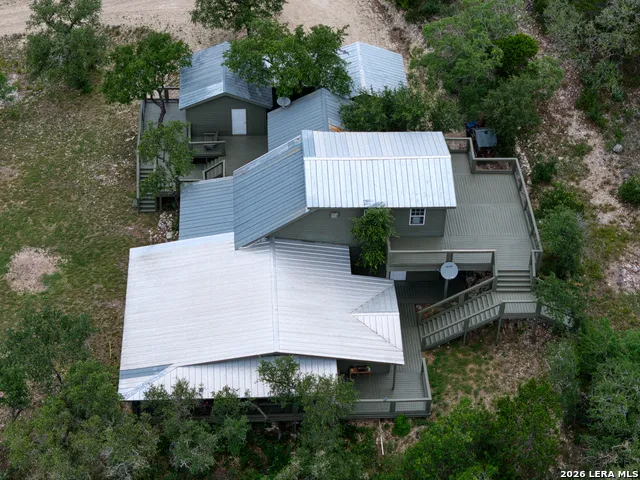 574 Saddle Mountain Rd. Leakey, TX 78873