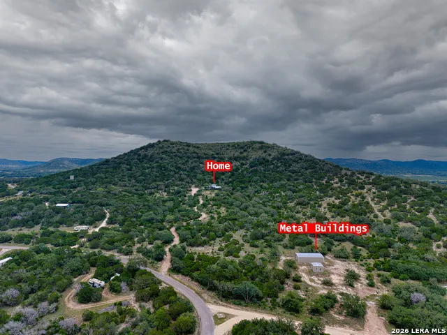 574 Saddle Mountain Rd. Leakey, TX 78873