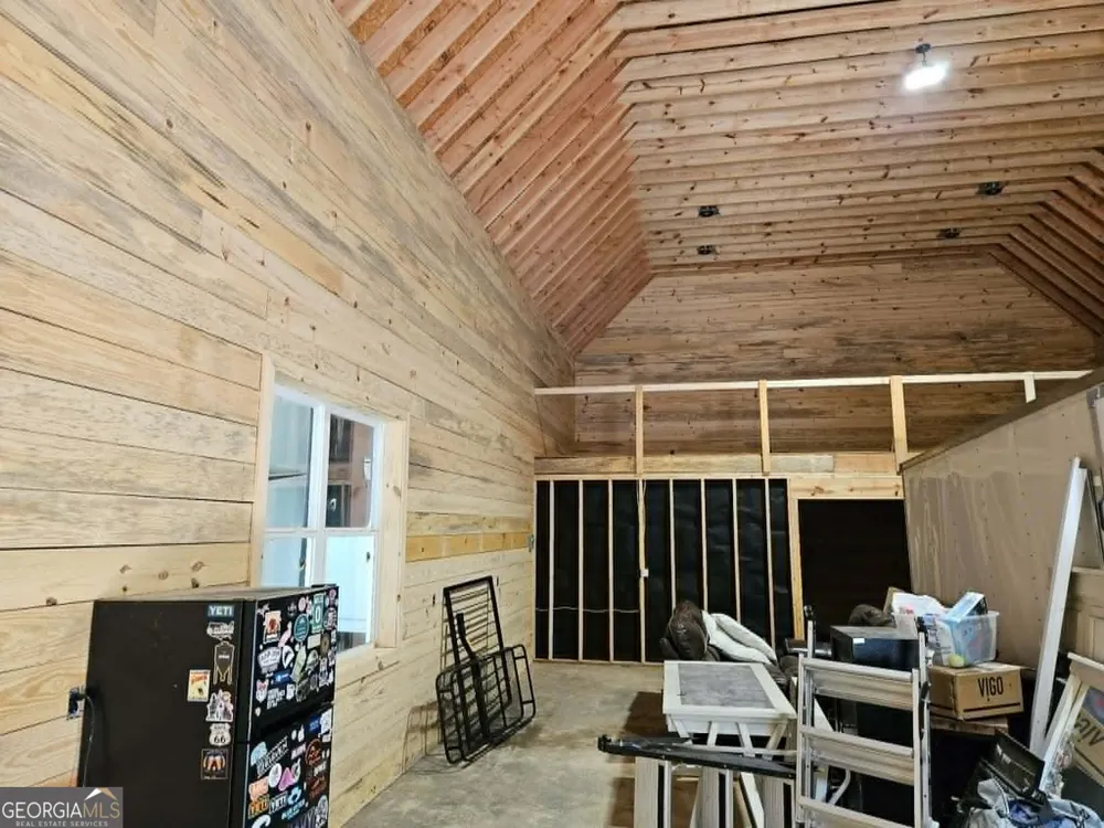 1961 N Hicks Toccoa, GA 30577