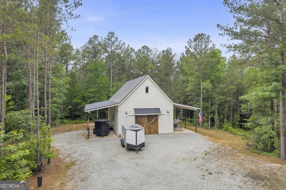 1961 N Hicks Toccoa, GA 30577