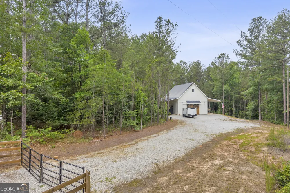 1961 N Hicks Toccoa, GA 30577