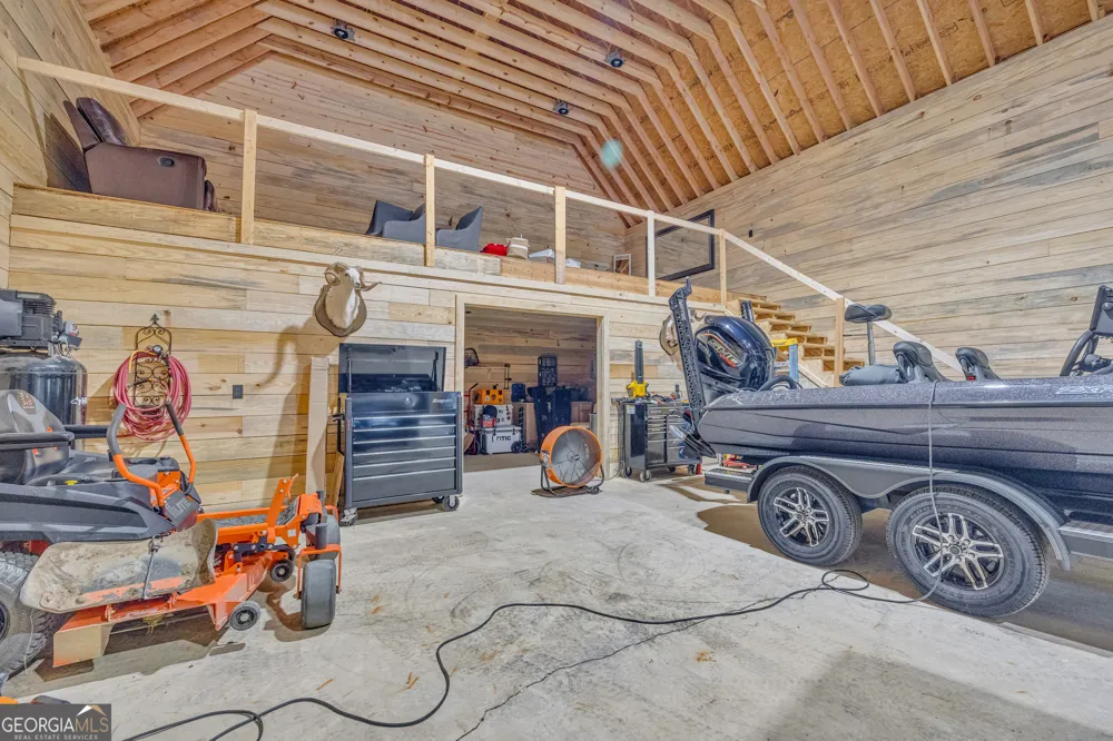 1961 N Hicks Toccoa, GA 30577