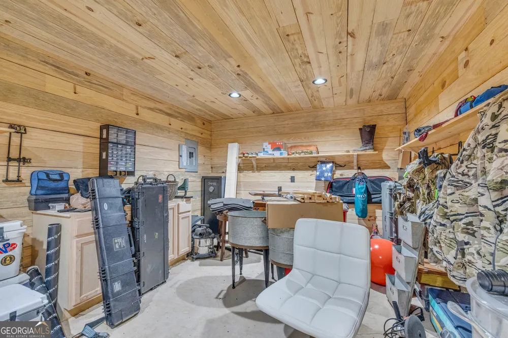 1961 N Hicks Toccoa, GA 30577