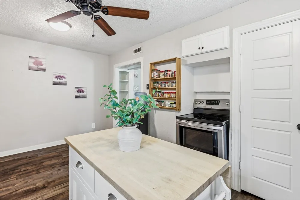 3601 Primrose Avenue Fort Worth, TX 76111