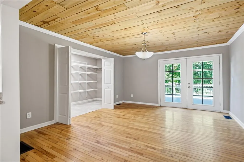 467 Sanders Street Clarkesville, GA 30523