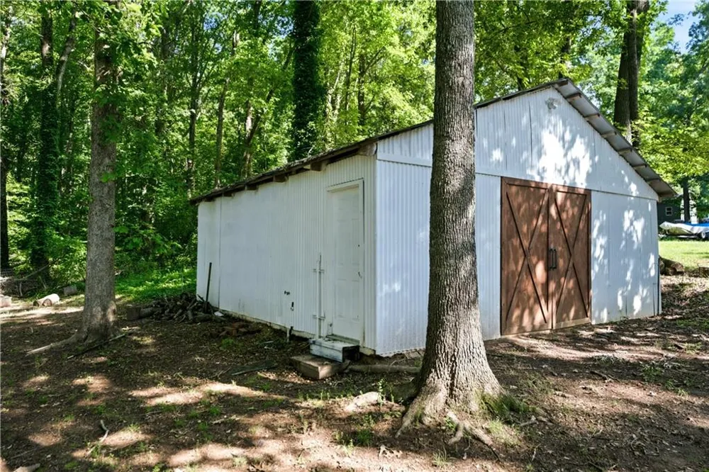 467 Sanders Street Clarkesville, GA 30523
