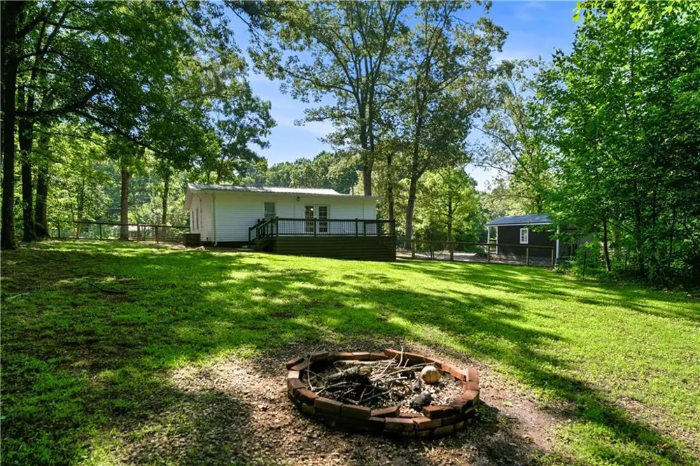 467 Sanders Street Clarkesville, GA 30523