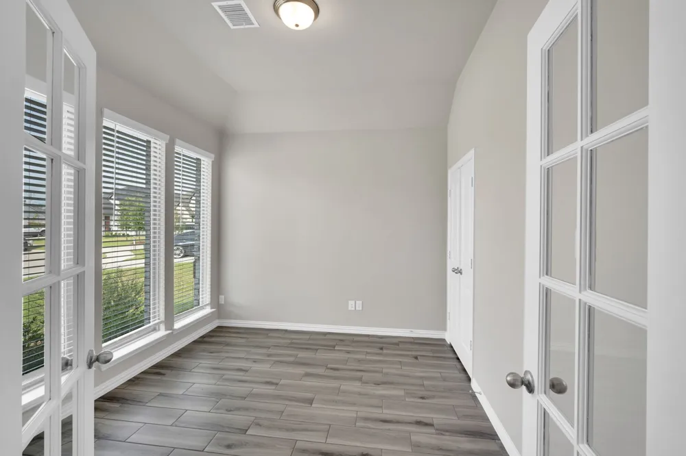 821 Cavalcade Drive Ferris, TX 75125