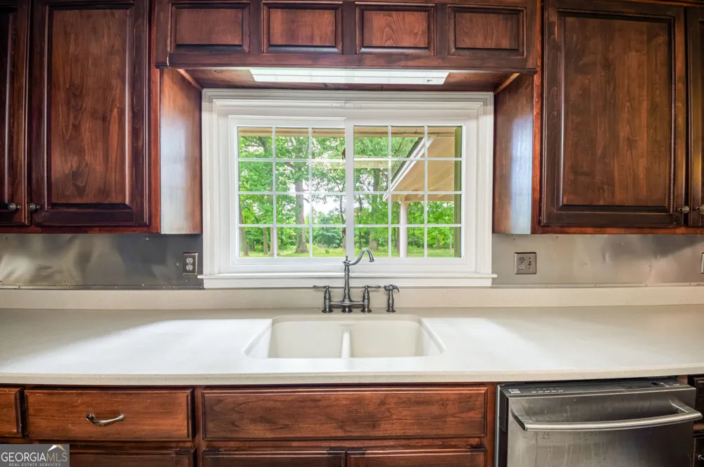 451 Toms Creek RD Martin, GA 30557