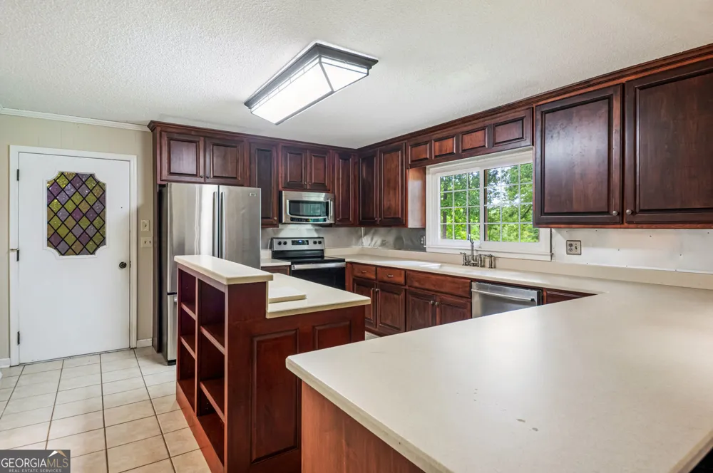 451 Toms Creek RD Martin, GA 30557