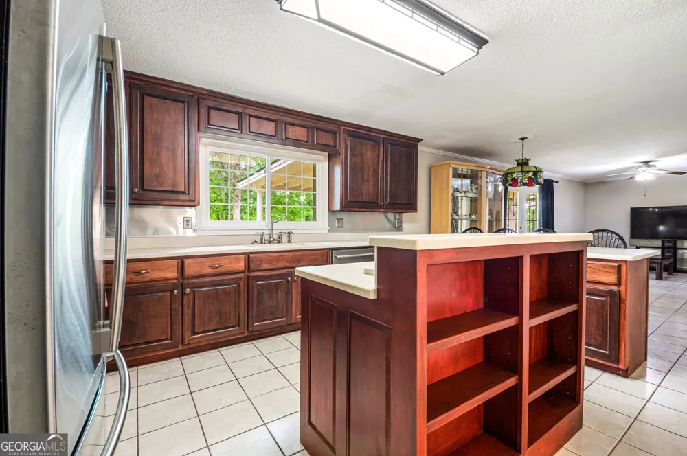 451 Toms Creek RD Martin, GA 30557