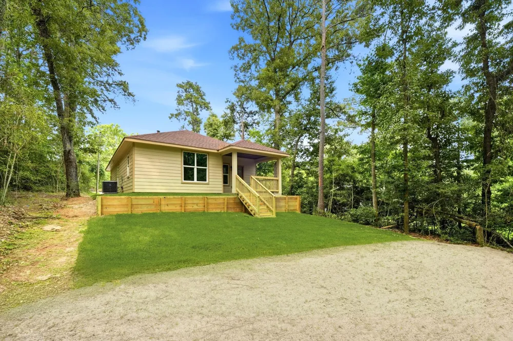 12530 State Highway 156 Coldspring, TX 77331