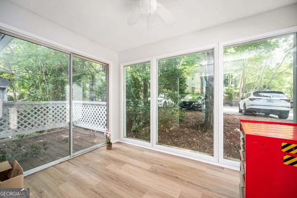 1105 Natchez Trc Sandy Springs, GA 30350