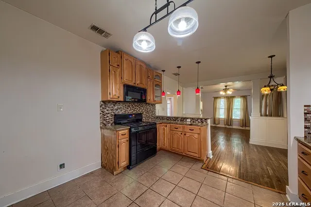 731 PEABODY AVE San Antonio, TX 78211
