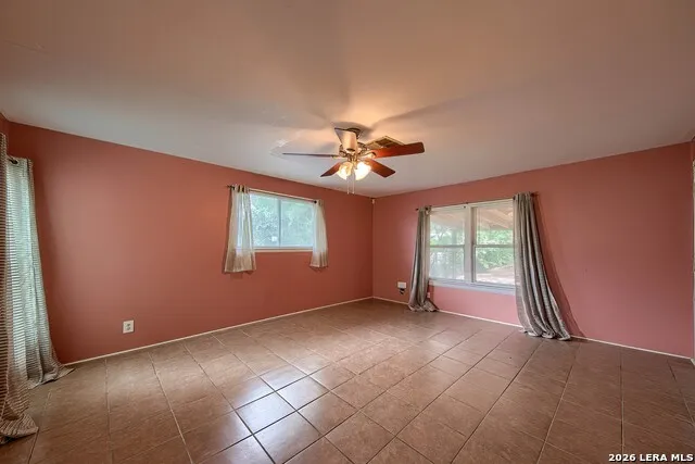 731 PEABODY AVE San Antonio, TX 78211