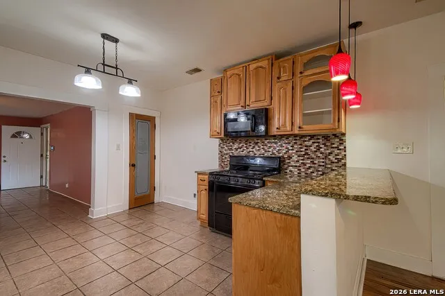 731 PEABODY AVE San Antonio, TX 78211
