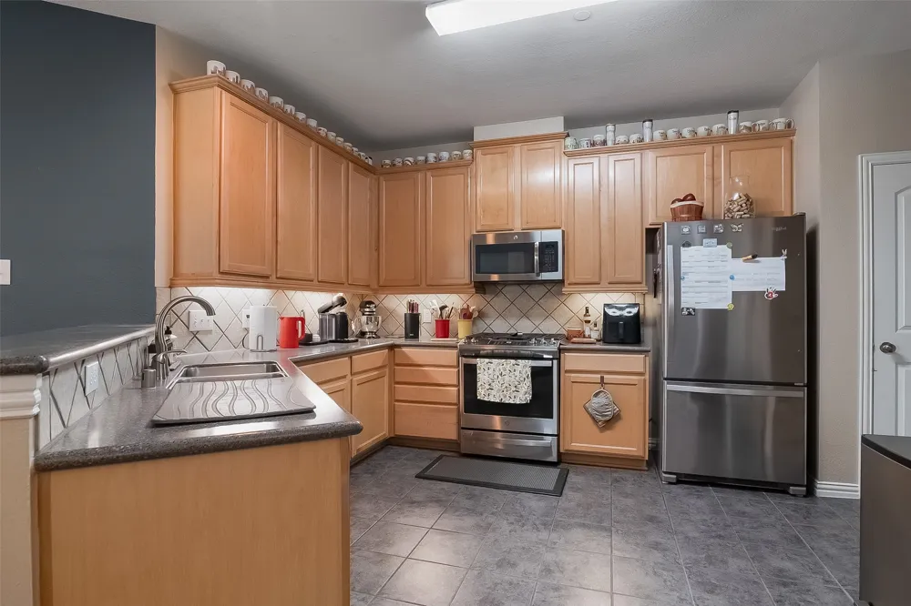 2248 Fletcher Trail Plano, TX 75025