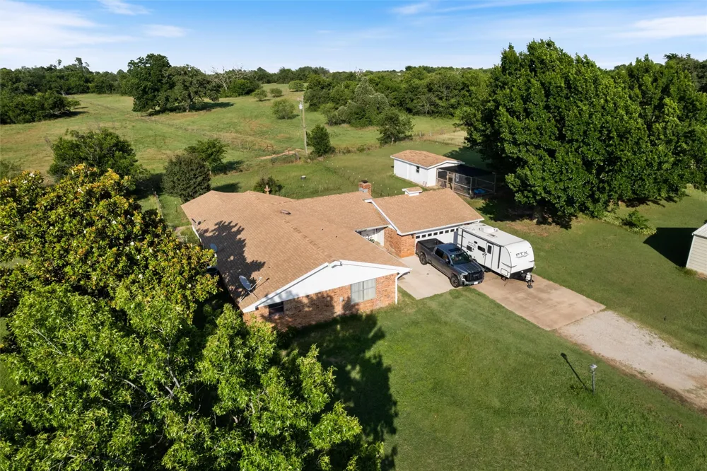 423 County Road 477 Road Stephenville, TX 76401