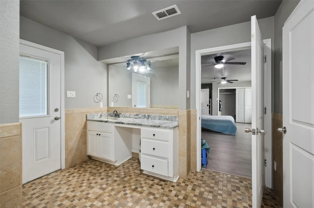 423 County Road 477 Road Stephenville, TX 76401