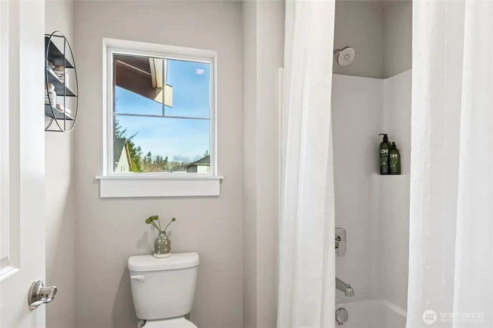 1165 Clearwater Way SE #18 North Bend, WA 98045