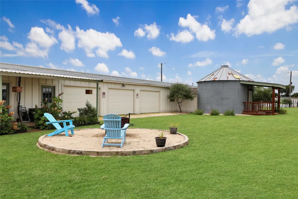 2408 Strader Road Dish, TX 76247