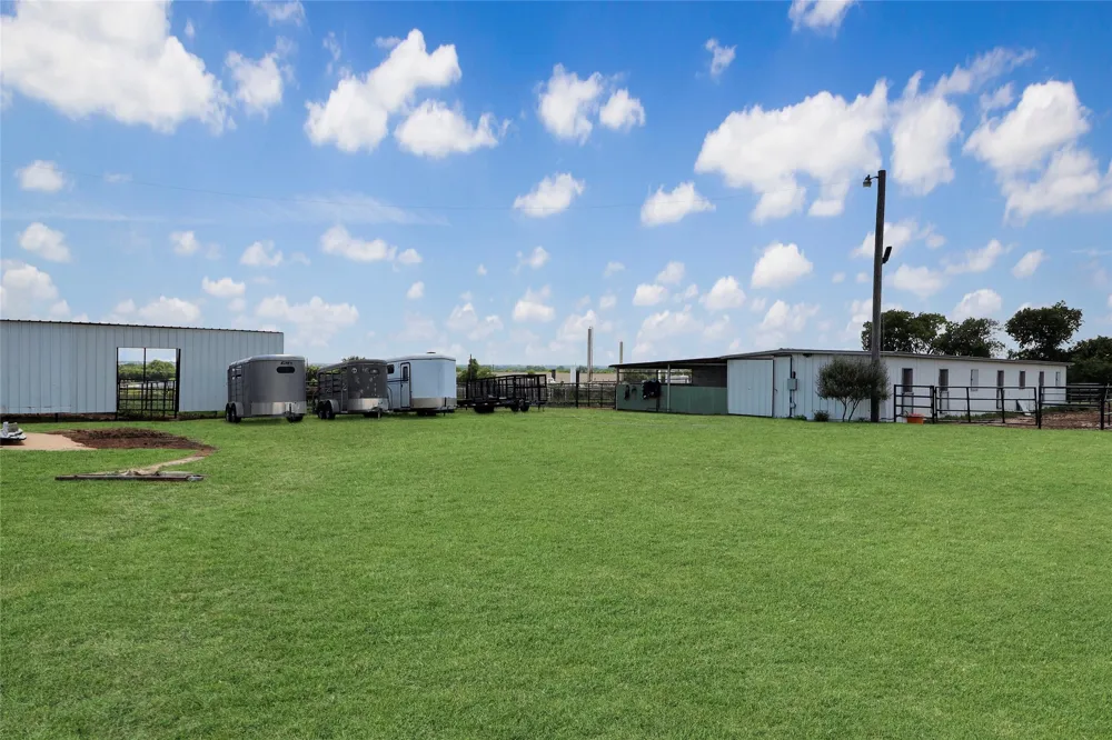 2408 Strader Road Dish, TX 76247