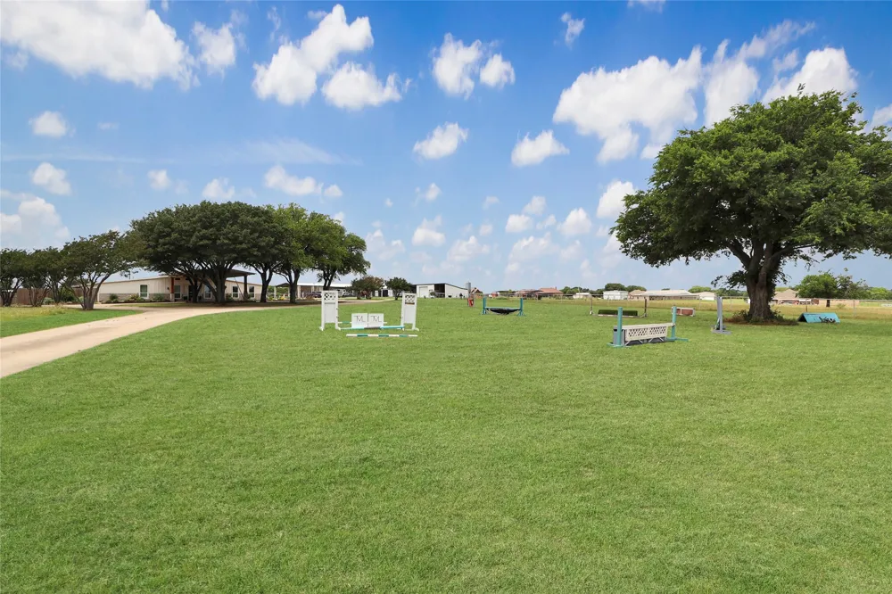2408 Strader Road Dish, TX 76247
