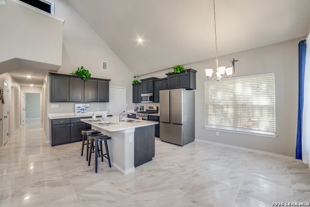 1020 Pebble Beach Dr NW Lakehills, TX 78063