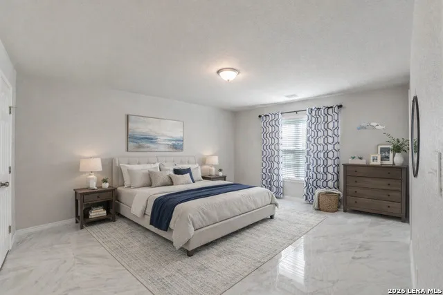 1020 Pebble Beach Dr NW Lakehills, TX 78063