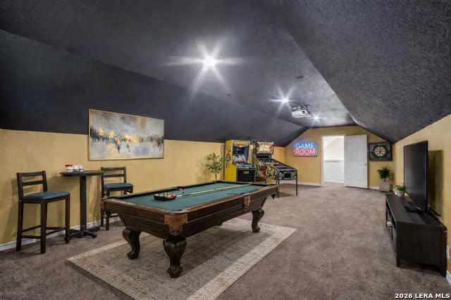 1020 Pebble Beach Dr NW Lakehills, TX 78063