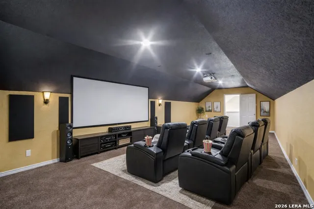 1020 Pebble Beach Dr NW Lakehills, TX 78063