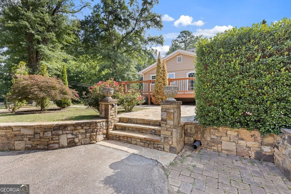 335 Level Creek RD Sugar Hill, GA 30518