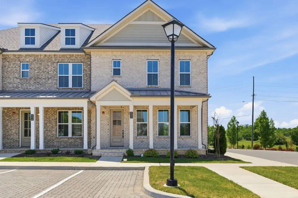 400 Perch St Hendersonville, TN 37075