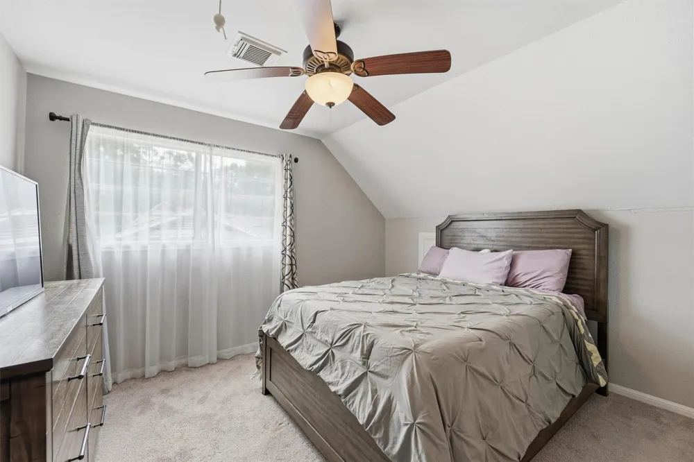 2051 Shadow Rock Drive Kingwood, TX 77339