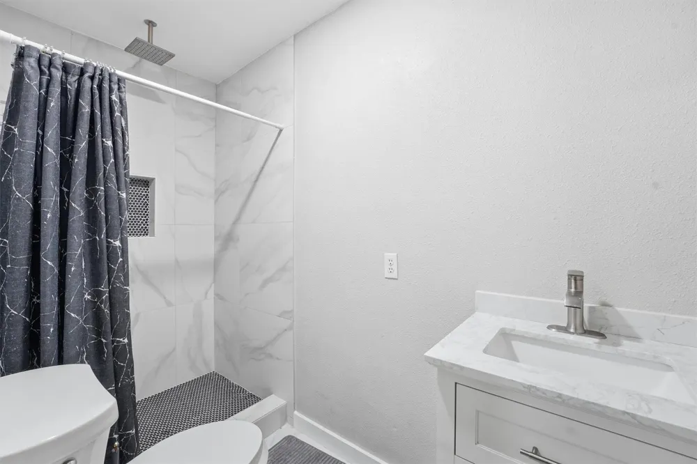 2051 Shadow Rock Drive Kingwood, TX 77339