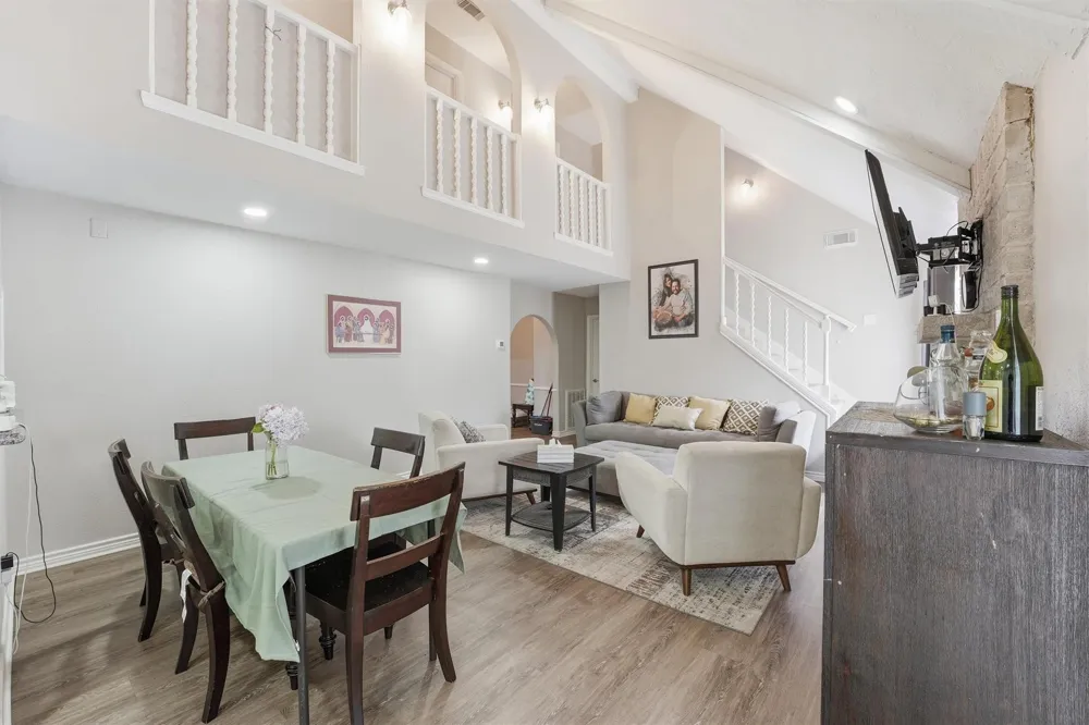 2051 Shadow Rock Drive Kingwood, TX 77339