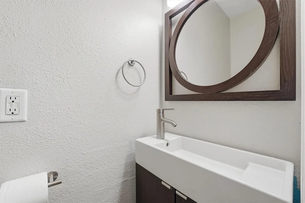 2051 Shadow Rock Drive Kingwood, TX 77339